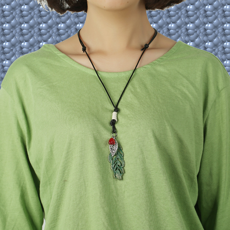 Wax Sweater Chain Long Alloy Leaf Necklace Wholesale