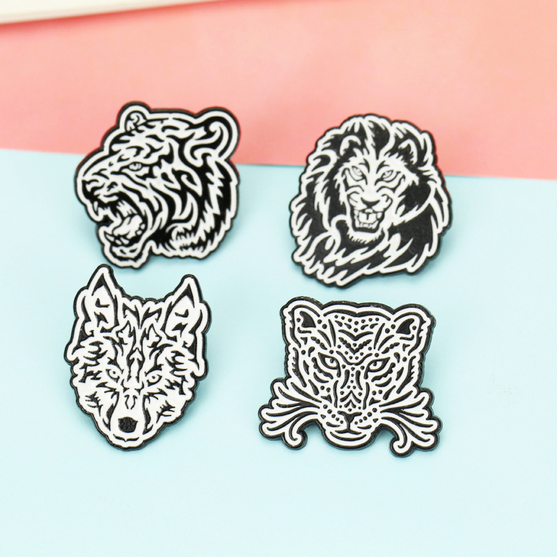 New Geometric Animal Pattern Tiger Cartoon Lion Wolf Alloy Brooch display picture 1