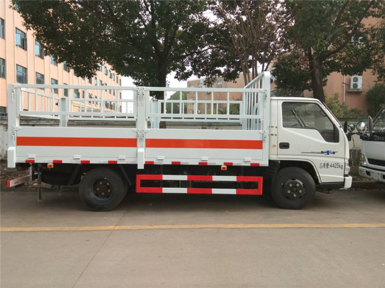 2B614C024C896655D216C3D6DD13BB