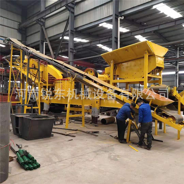 废旧沥青粉碎机  建筑垃圾移动式破碎站 矿山石料移动破碎站