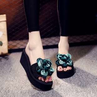 �n���ļ�һ�����pɫ����߸�������Ů�������z���¸�ɳ������Ь