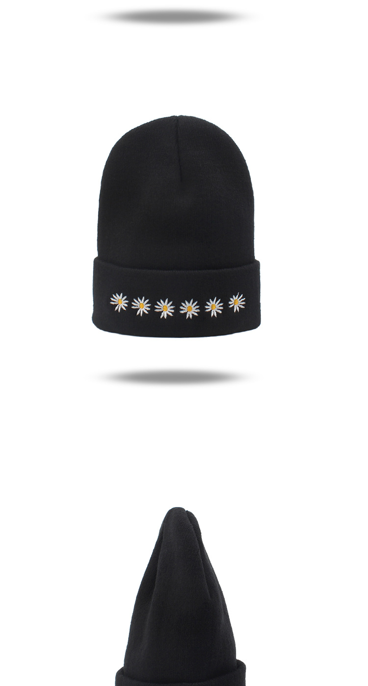 Chapeau Garçons Et Filles Rue Tous Les-match Broderie Bellis Perennis Pull Beanie Chapeau Noir Couple Tricoté Chapeau Chaud Chapeau display picture 1