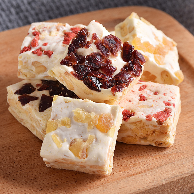 嚼爽牛轧饼干情话雪花酥糕点牛轧糖网红零食休闲食品散装糖果批发|ms