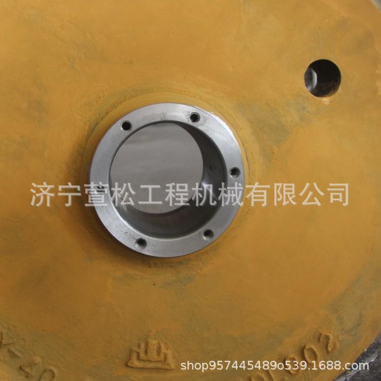 ZD220推土机隋轮轴004903007A0001030