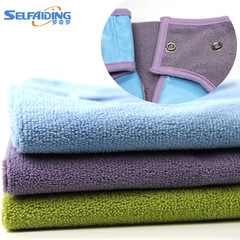 Factory supply water-resistant bibs for the elderly with Velcro fasteners, meal pouches for the elderly, soft and enlarged waterproof Velcro option.