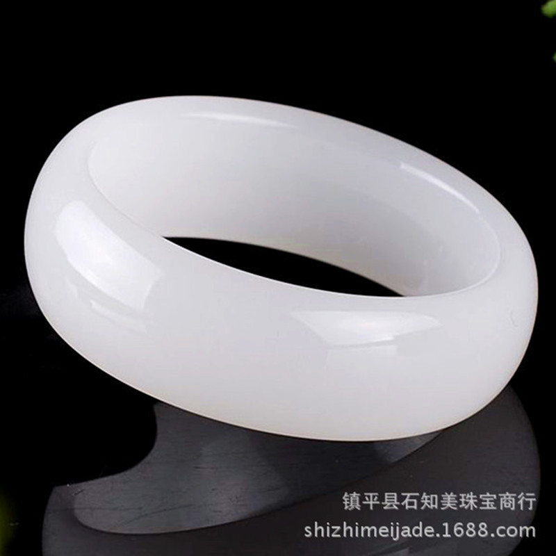Bracelet jade, replica