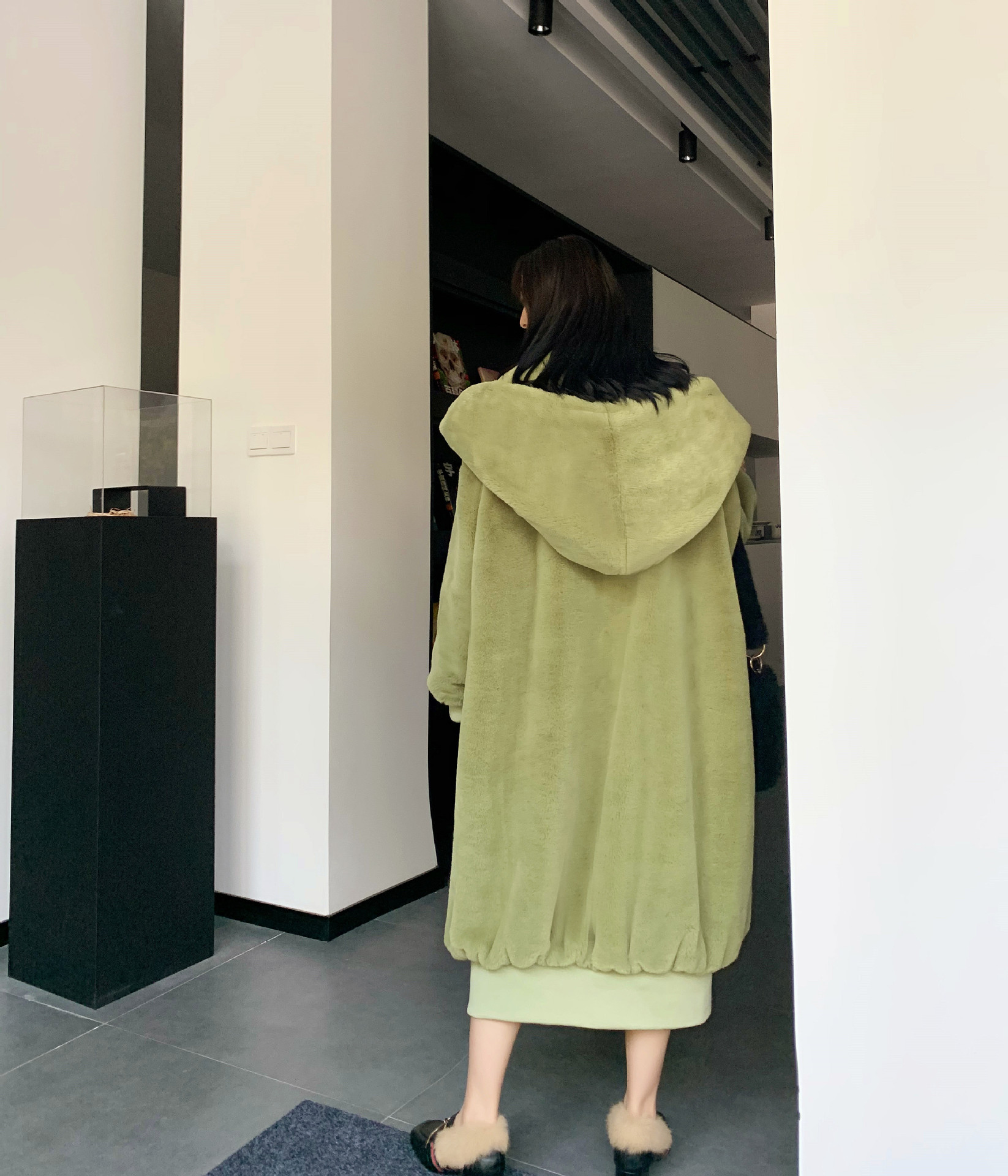 Women's clothing autumn and winter new Gigi same style rex rabbit fur thick long hooded fur coat fur coat for women_voghion.com