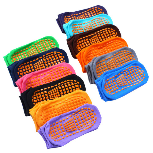 Manufacturer wholesale anti-slip yoga socks set for children, indoor floor socks, professional trampoline socks, 100% cotton thin theme park glue-in socks