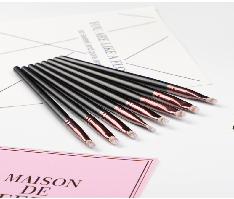 单支细节晕染刷-黑杆_08.jpg