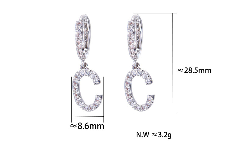Fashion Letter Single Large Size Earrings display picture 2