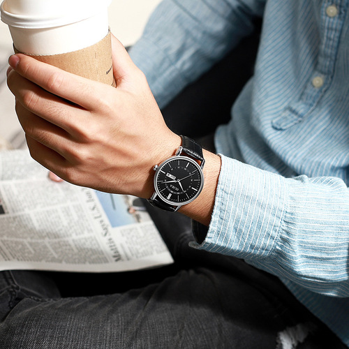 Men'sCalendarSingleHandedCommuteQuartzWatchFashionWaterproofQuartzWristWatch with 