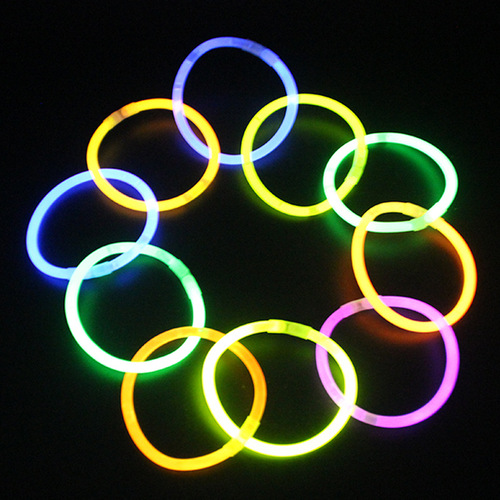 The same style of colorful luminous fluorescent sticks, dreamy fluorescent bracelets, 50 pcs, 100 pcs tubes, Internet celebrity luminous toys