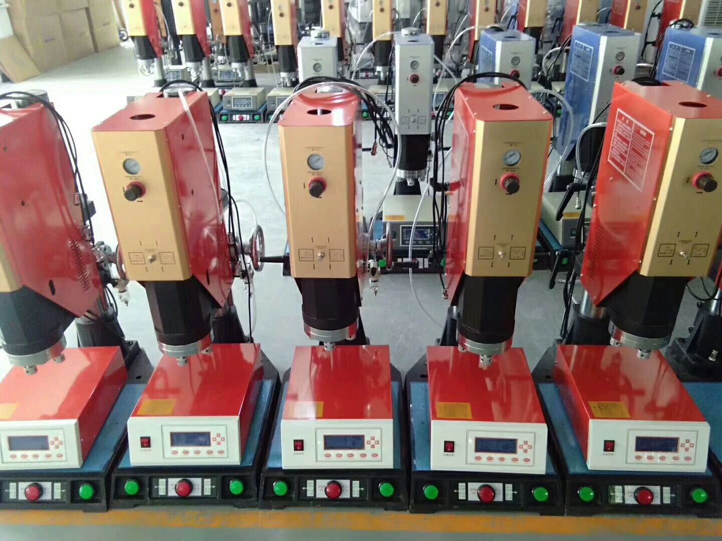 Сварки точности ультразвуковой пластичный Сварочное оборудование игрушки электрические пластмассовые изделия сварочный аппарат игрушка кукла ультразвуковой