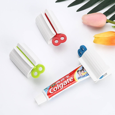 Japanese manual toothpaste squeezer home toothpaste squeezing holder bathroom supplies face wash squeezer