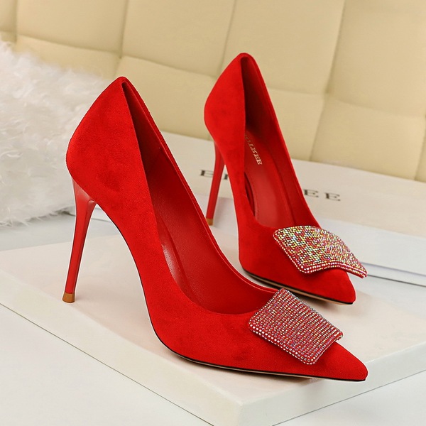 Banquet Slim-heeled high-heeled suede shallow pointed shiny diamond