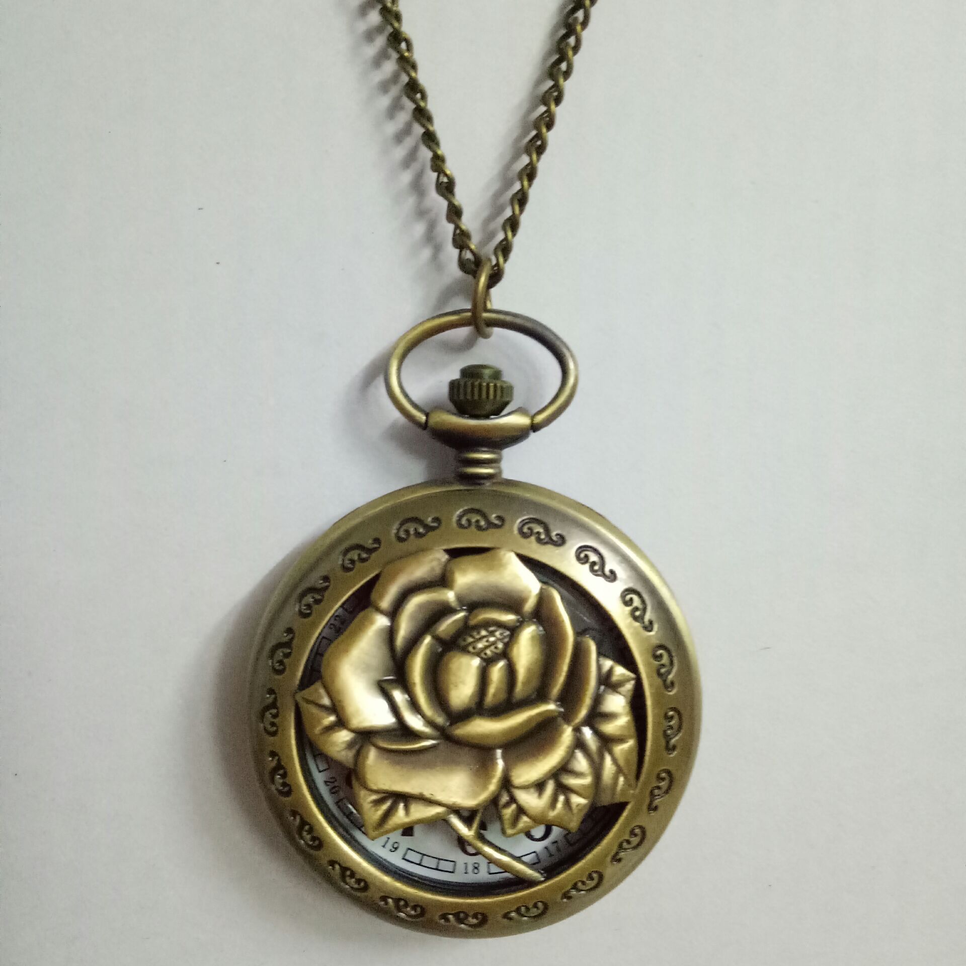大号古铜镂空玫瑰花怀表 复古牡丹花项链怀表 8122|ms