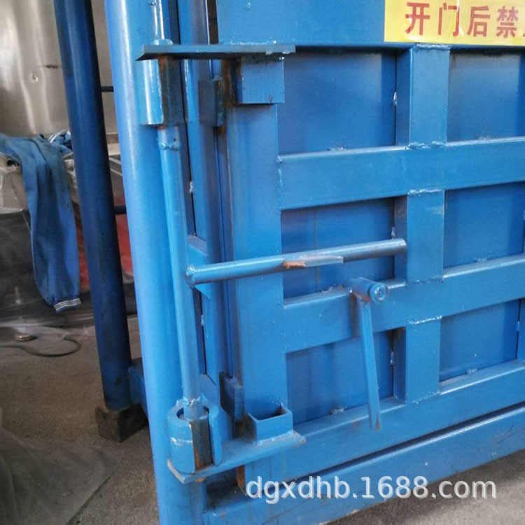 fd8aea5d2c1aebe9761a1cc1553b03