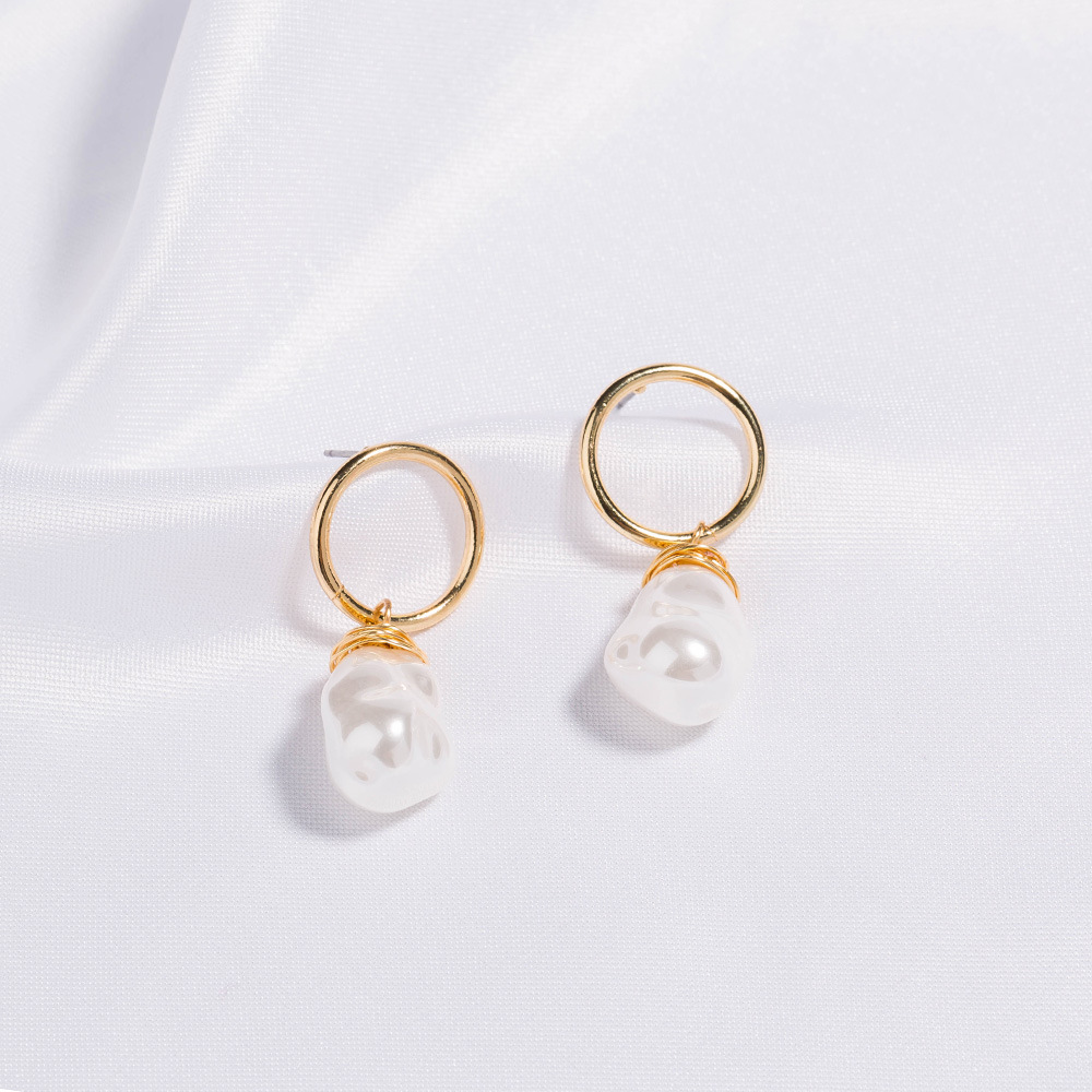 Boucles D&#39;oreilles Simples De Perles De Cercle D&#39;or En Gros display picture 7