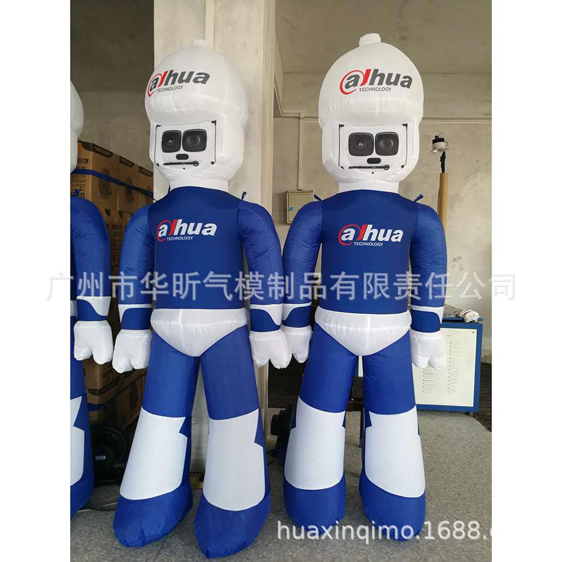 厂家特卖 高质牛津布打造企业形象卡通气模 充气机器人行走人偶