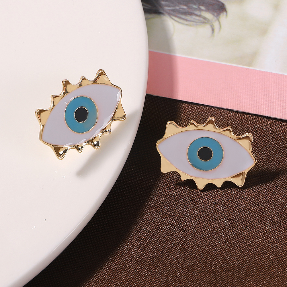 Korean New Alloy Eye Earring Fashion Earring Accessories display picture 2