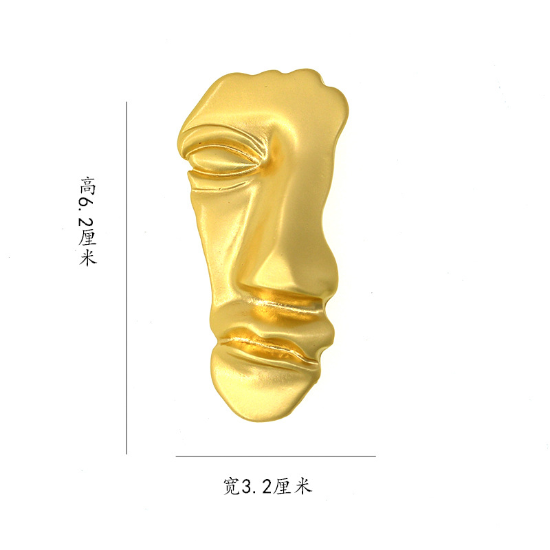 Fashion Half Face Mask Brooch Matte Golden Avatar Pin Face Brooch Accessory Wholesale display picture 1