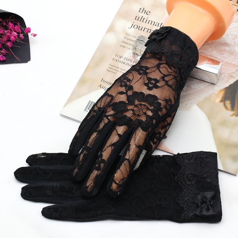With bow, black