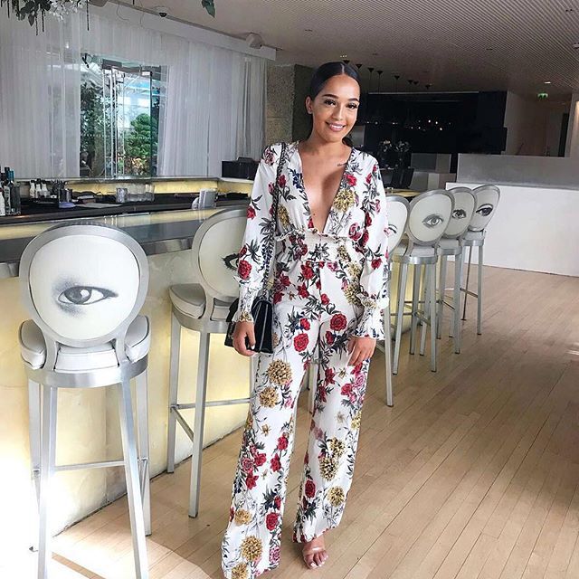 Costume femme en Lait de soie - Ref 3333980 Image 5