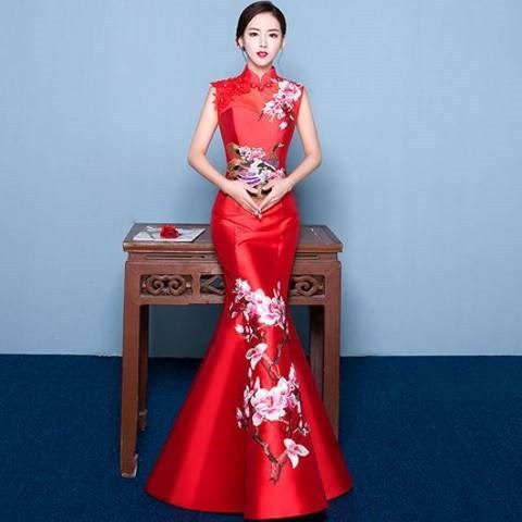 Cheongsam long retro embroidered women&apos;s dress red banquet style cheongsam