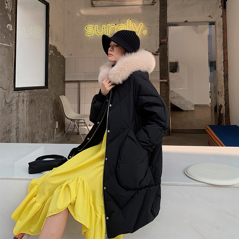 2019 winter Women's wear high-grade Fox Fur collar Down Jackets have more cash than can be accounted for Overknee Korean Edition Easy fashion 90 White duck down