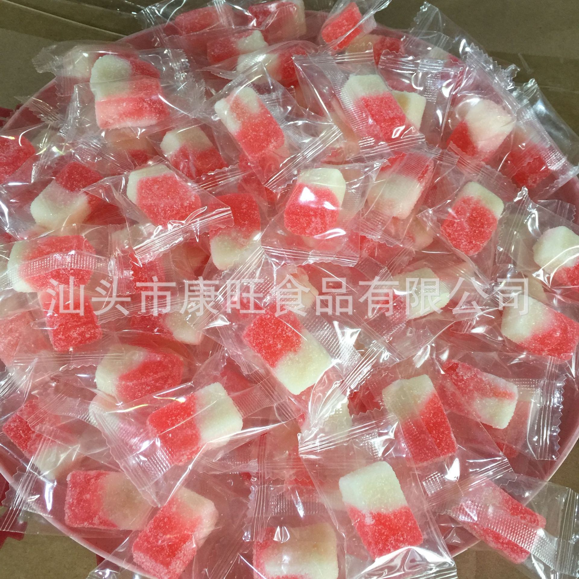 批发 牛奶草莓糕 独立包装双色酸奶草莓软糖  牛奶草莓味 30斤/箱|ms