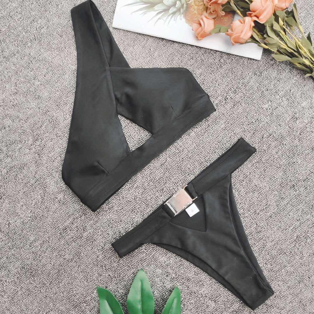 One-Shoulder Sexy Bikini Image 15