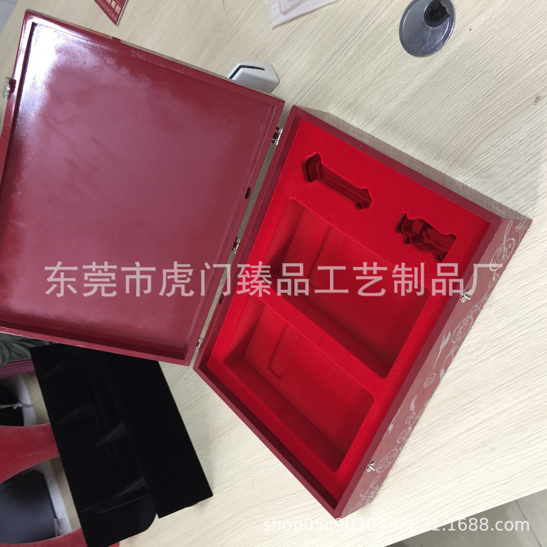 虎门厂家提供EVA及塑胶植绒 各种材质立体喷绒 高品质无死角