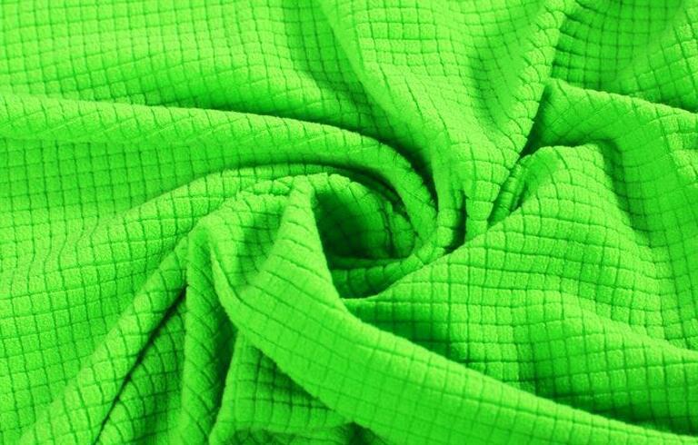 厂家直供格子摇粒绒 菱形摇粒绒面料 抽条足球格布 价格好