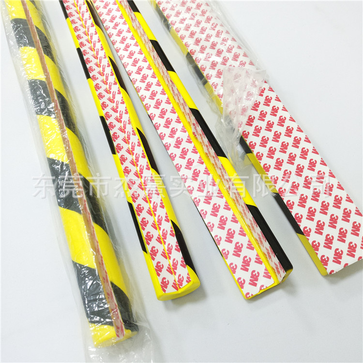 现货供应pu防撞条 聚氨酯发泡自结皮车库黑黄警示防撞条