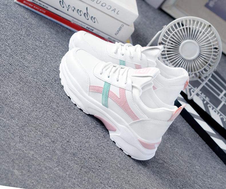 Sneaker Image 3
