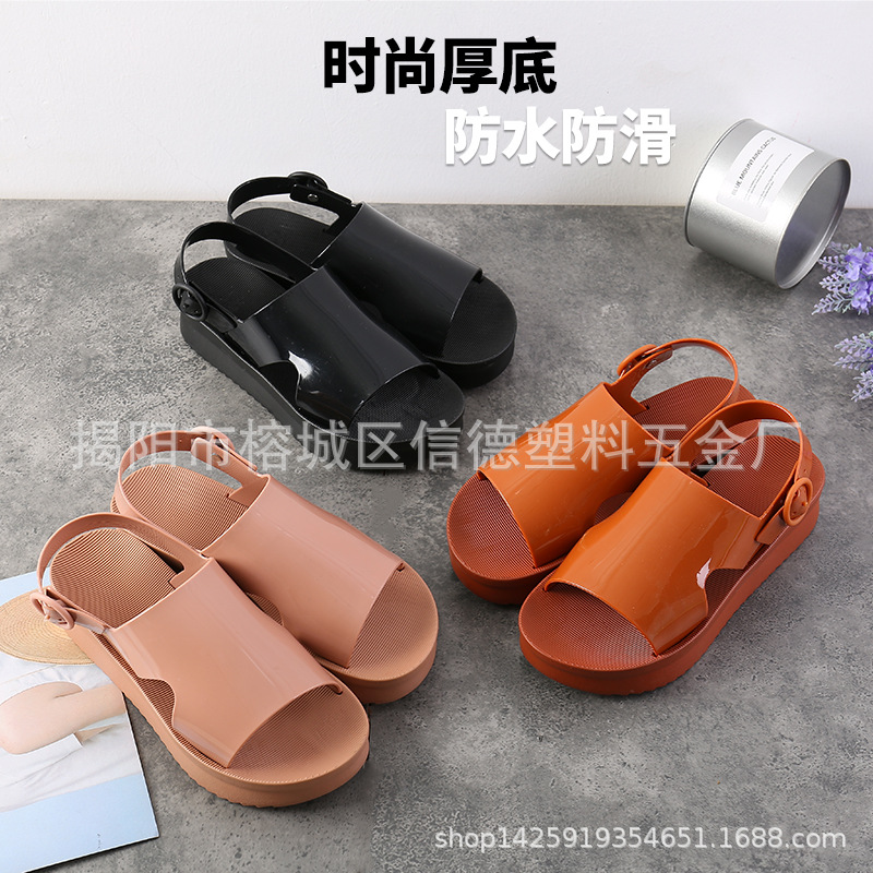 Lightweight summer sports sandals