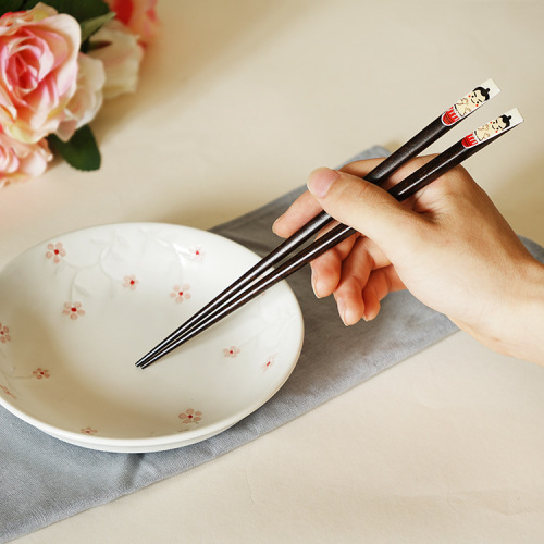 Nishida Muyu Japanese style wholesale creative nail solid wood chopsticks individually packaged household chopsticks for hotels
