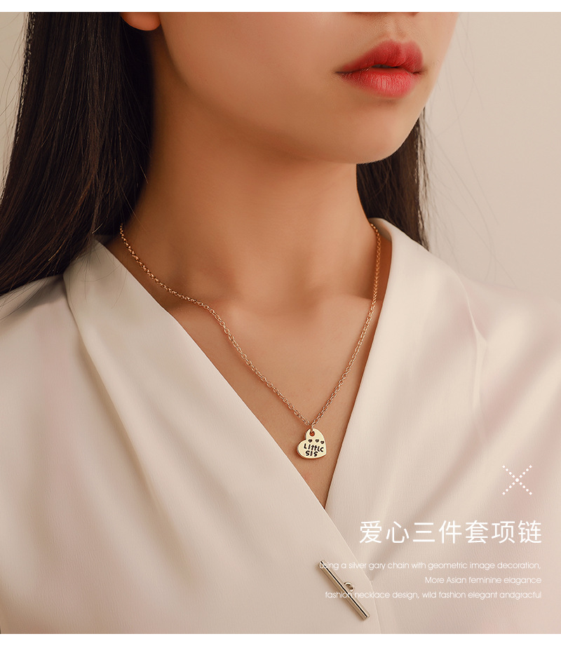 Love letter necklace three-piece large, medium and small moon heart pendant necklace