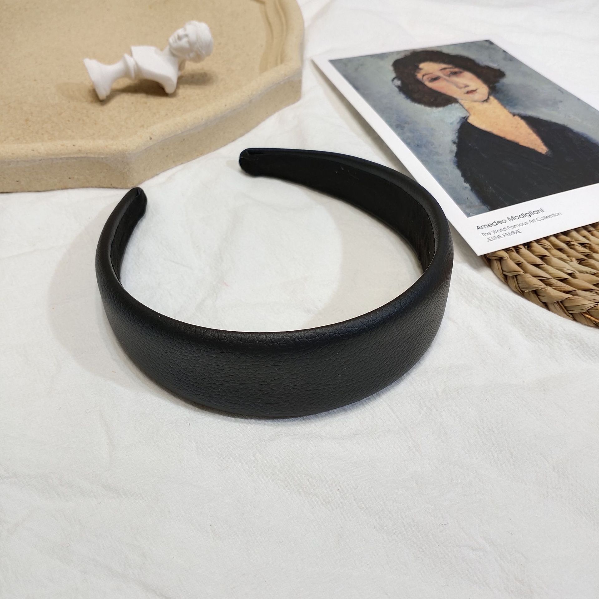Simple New Leather Simple Headband display picture 13