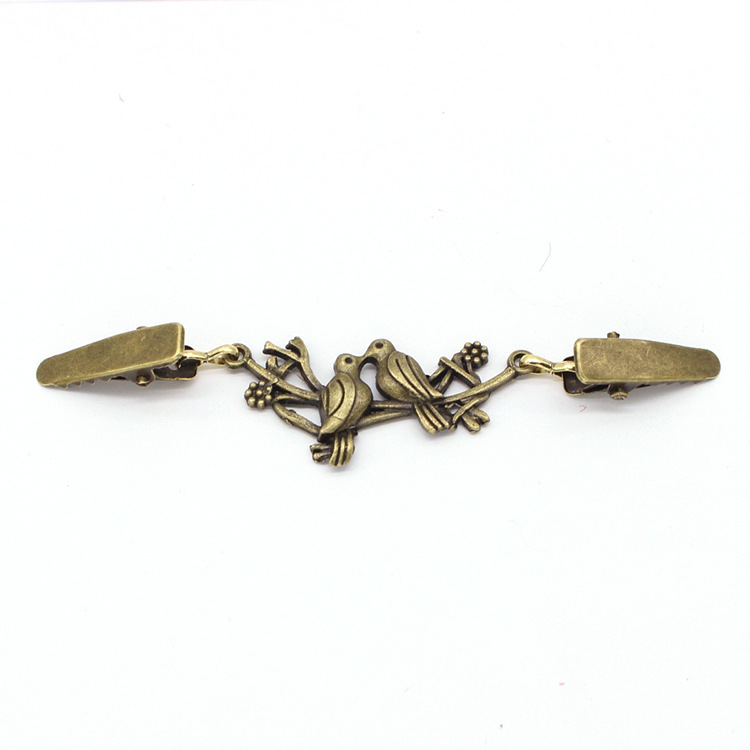 Shopping Occasion Alloy Material Animal Pattern Korean Style Animal Alloy Plating Women's Sweater Clip 1 Piece
