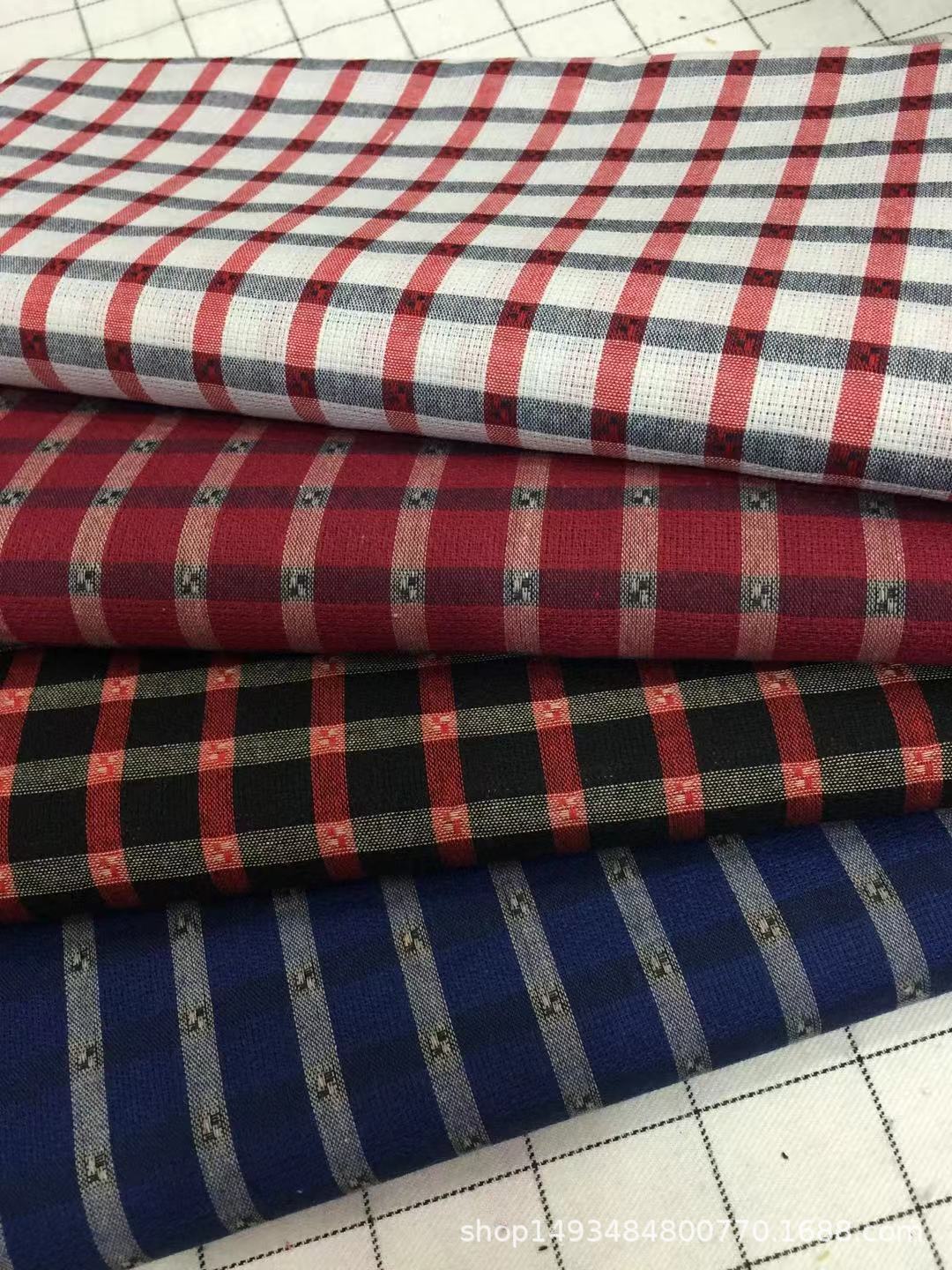 21支色织梭织斜纹小格子面料现货供应厂家直销现货