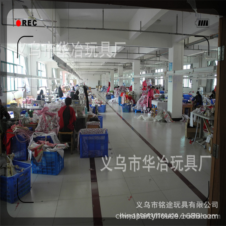 734705913_1061070155