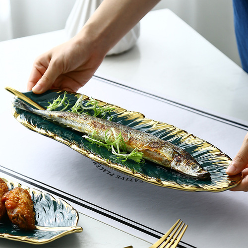 Nordic gold edge creative light luxury ceramic tray, ink green feather plate, banana leaf fruit and nut plate storage ceramic plate
