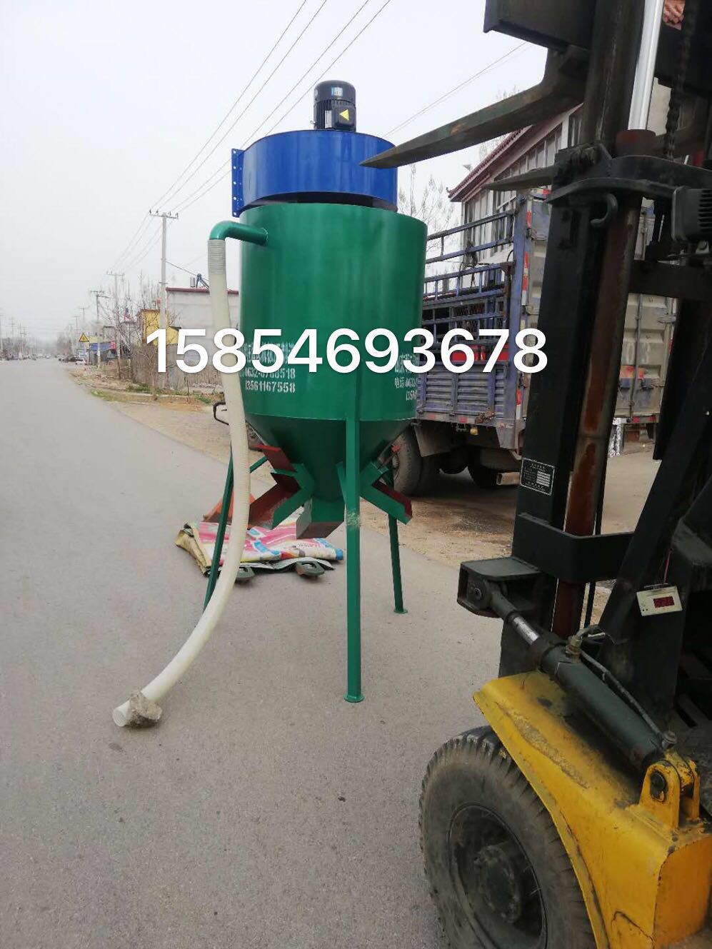 立式搅拌机 卧式搅拌机 饲料粉碎搅拌一体机  饲料粉碎搅拌机