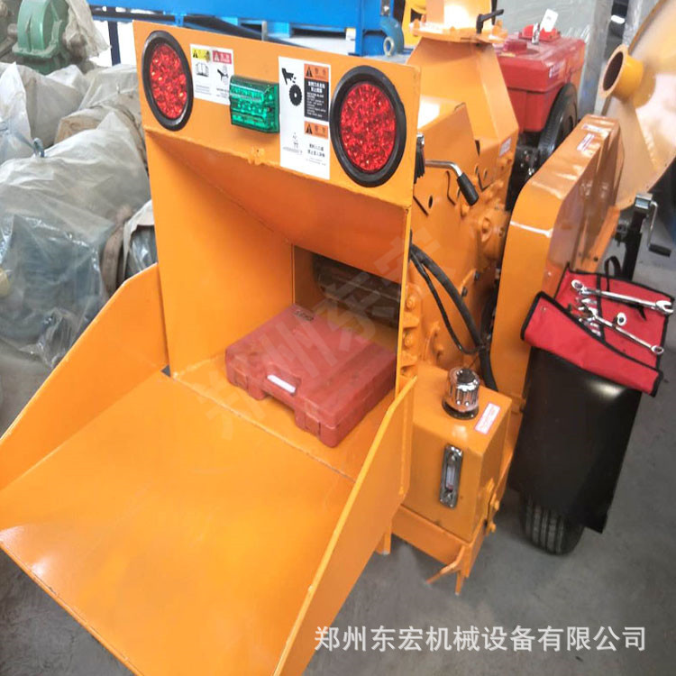 厂家供应移动式粉碎机 树枝粉碎机 园林用粉碎设备