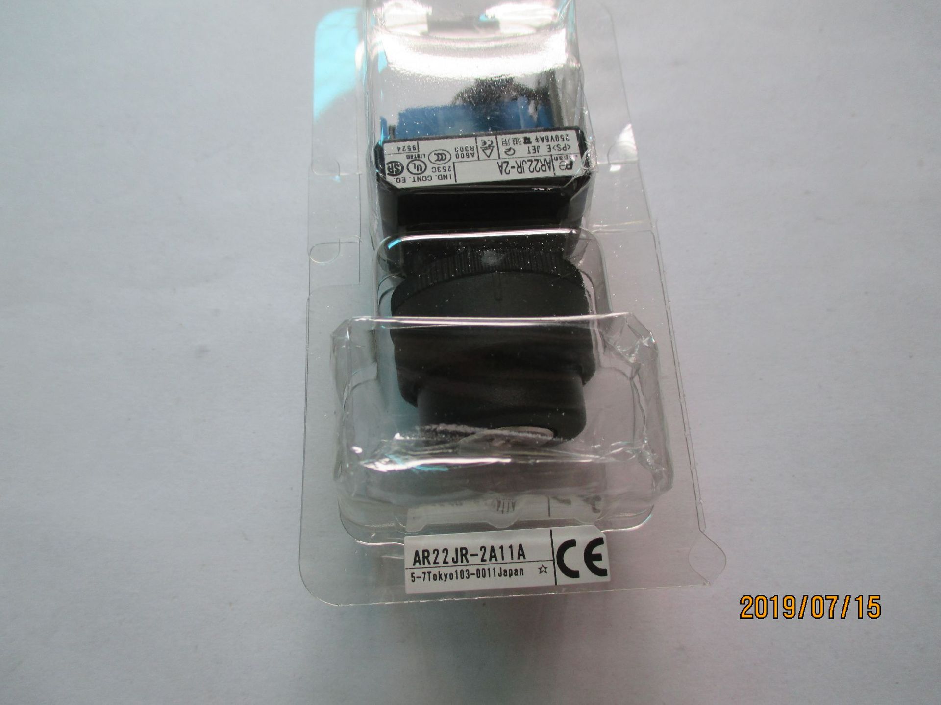 全新富士钥匙开关AR22JR-2A11A