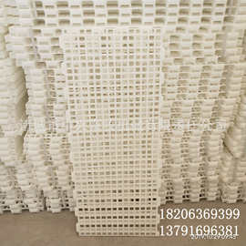 种鸡漏粪地板散养鸡漏粪板图片加厚塑料育雏漏粪板安装