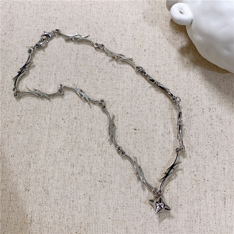 Jing Thorn Sharp Creative Clavicle Chain Meteor Hammer Pendant Cool Wild Necklace display picture 8