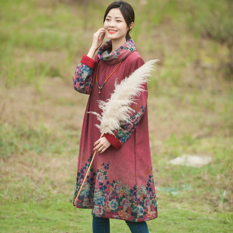 Ethnic style printing coat Branch license Easy leisure time Plush Winter clothes Chimney Socket Mid length version overcoat