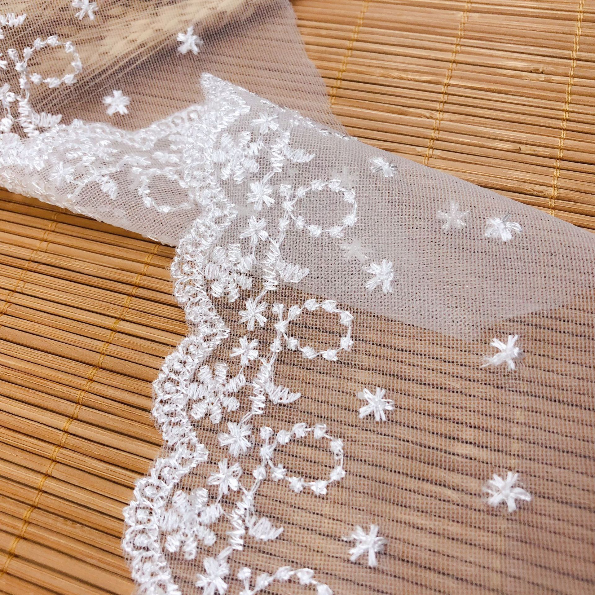 -320f4230312cb720_mh1566113751